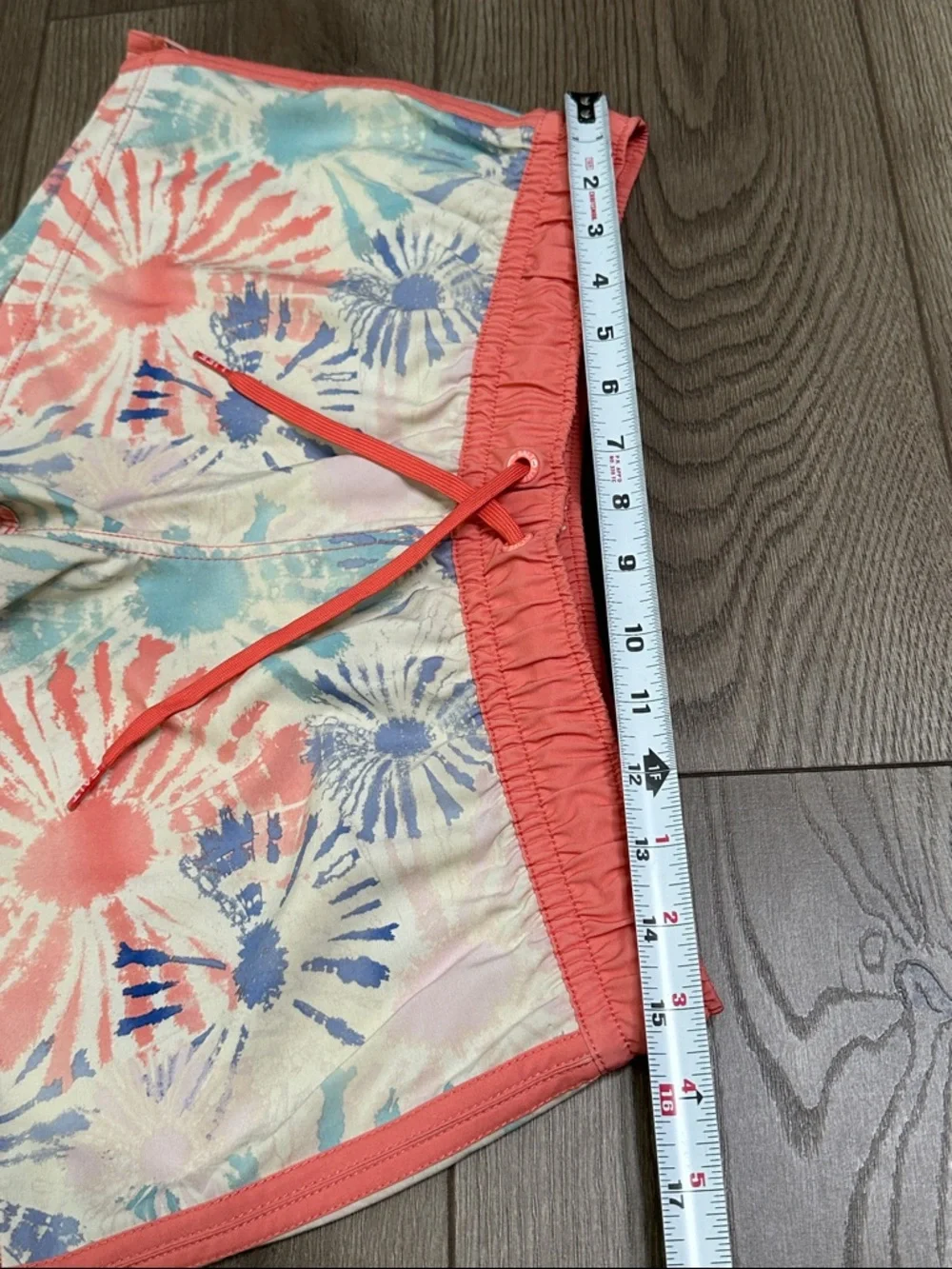 Salt Life Peace Maker Volley Surf Swim Board Shorts Tie Dye Orange Blue Medium